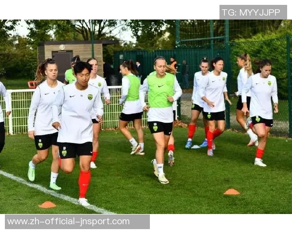 女足留洋追踪第4期吴澄舒关键拦截助力防守王妍雯积极策动进攻表现出色