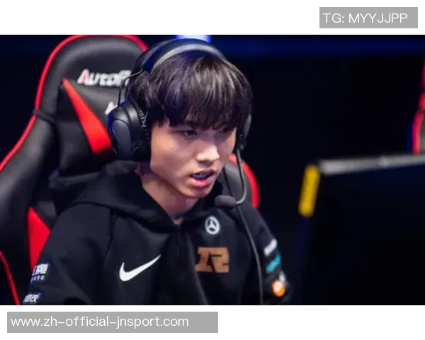 迪林厄姆展望新赛季机会强调表现重要性以争取留队资格 迪林厄姆展望新赛季机会强调表现重要性以争取留队资格