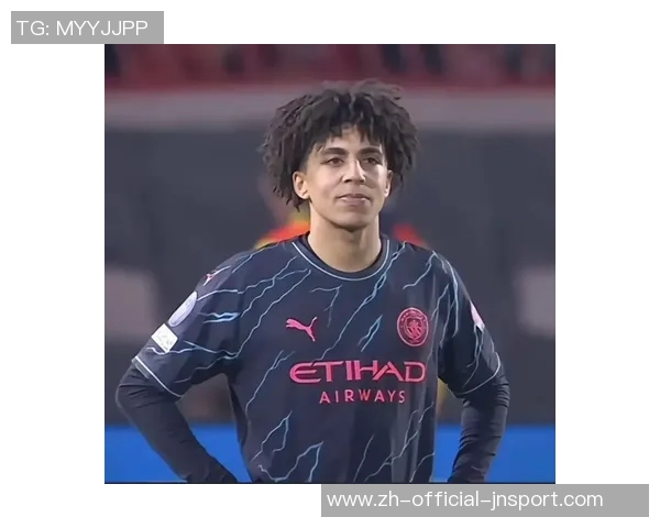 里科刘易斯高度评价B席称其能力无与伦比与他同场竞技令人惊叹