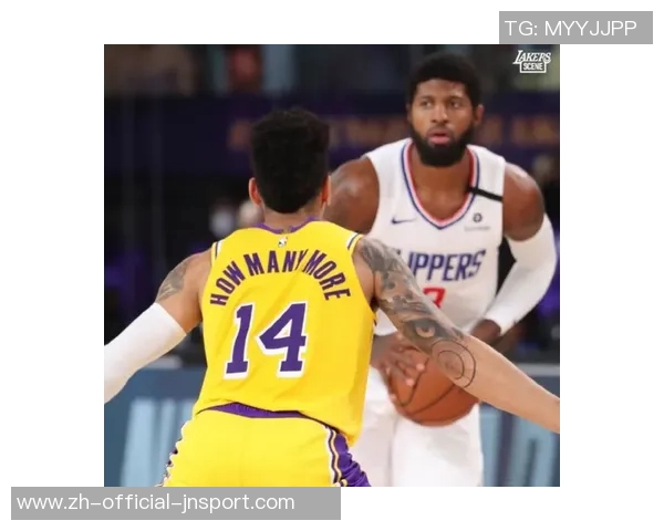 莱昂纳德下半场未首发巴图姆替补出场引发热议 莱昂纳德下半场未首发巴图姆替补出场引发热议