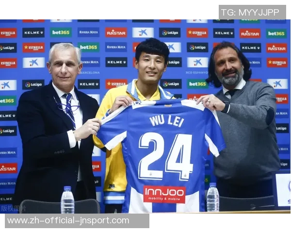 阿达拉比奥尤称赞帕尔默为最佳球员并谈红黄牌问题