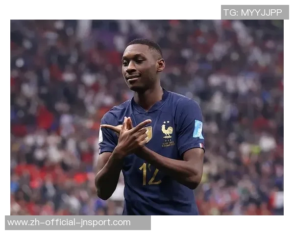 弗兰克谈对阵埃弗顿战术喜欢大力界外球穆阿尼接近首发阵容 弗兰克谈对阵埃弗顿战术喜欢大力界外球穆阿尼接近首发阵容