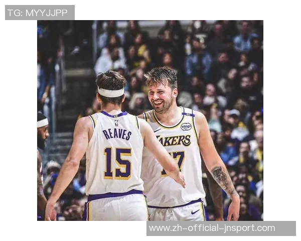 拉拉维亚谈得分表现称与东契奇搭档让比赛变得轻松愉快