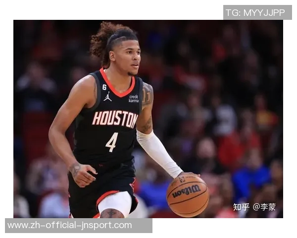 杰伦格林谈球队默契：迅速融入阵容展现出色配合能力