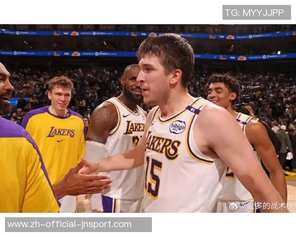 下场对阵太阳里夫斯强调团队需明确战术执行的重要性