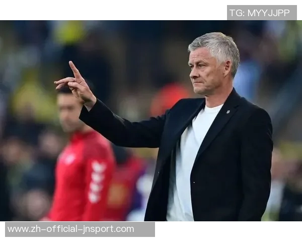 天空报道曼联与索尔斯克亚和卡里克接触或将任命新主帅